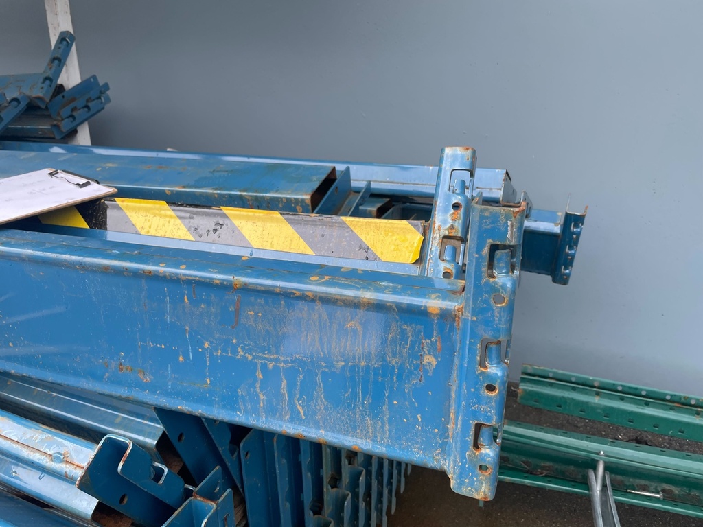 Used Beams: Mastorak 12ft(144in) long x 6.5in 3-Tab (Step) Blue