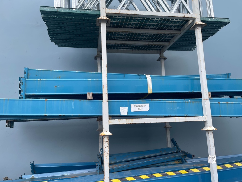 Used Beams: Mastorak 11.5ft (138in) long x 6in (Step) Blue