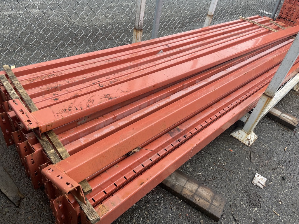 Used Beams: Redirack 12ft(144in) long x 4in (Step) Orange