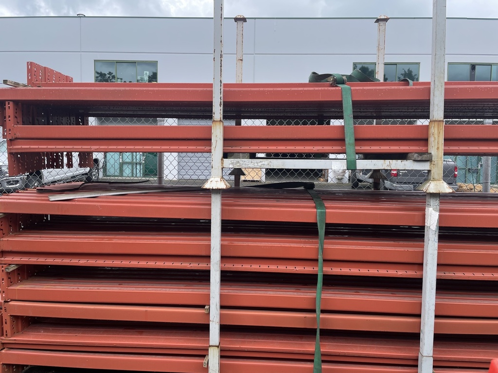 Used Beams: Redirack 12ft(144in) long x 3in (Step) Orange